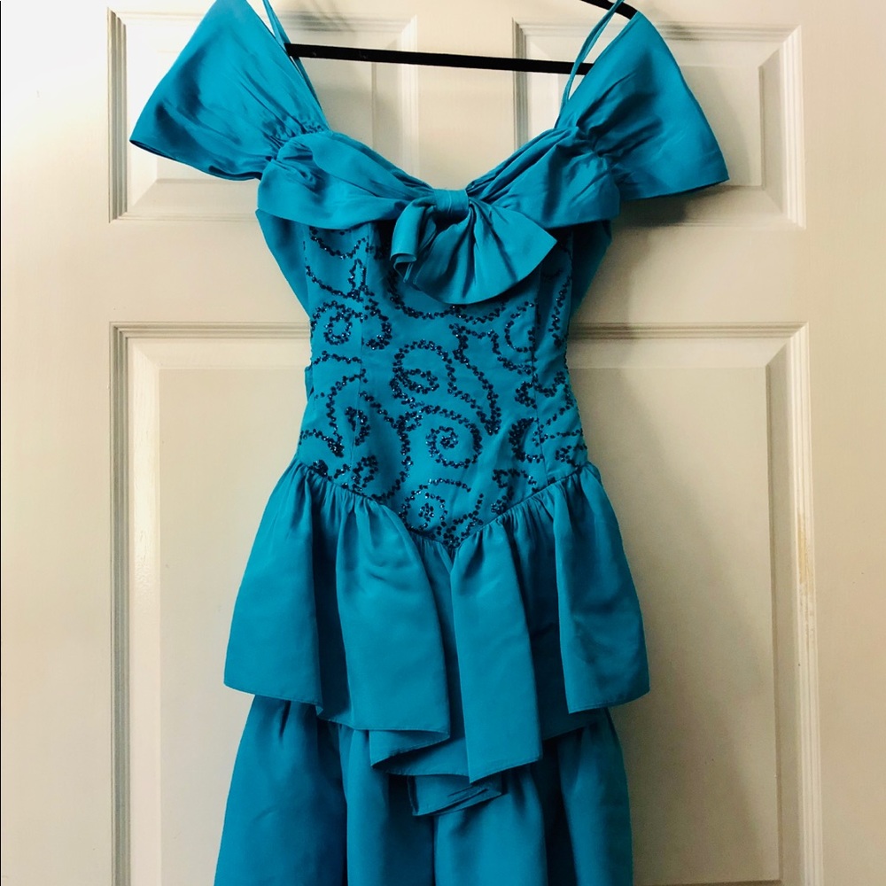 Vintage 1980s ruffled prom dress - costume party